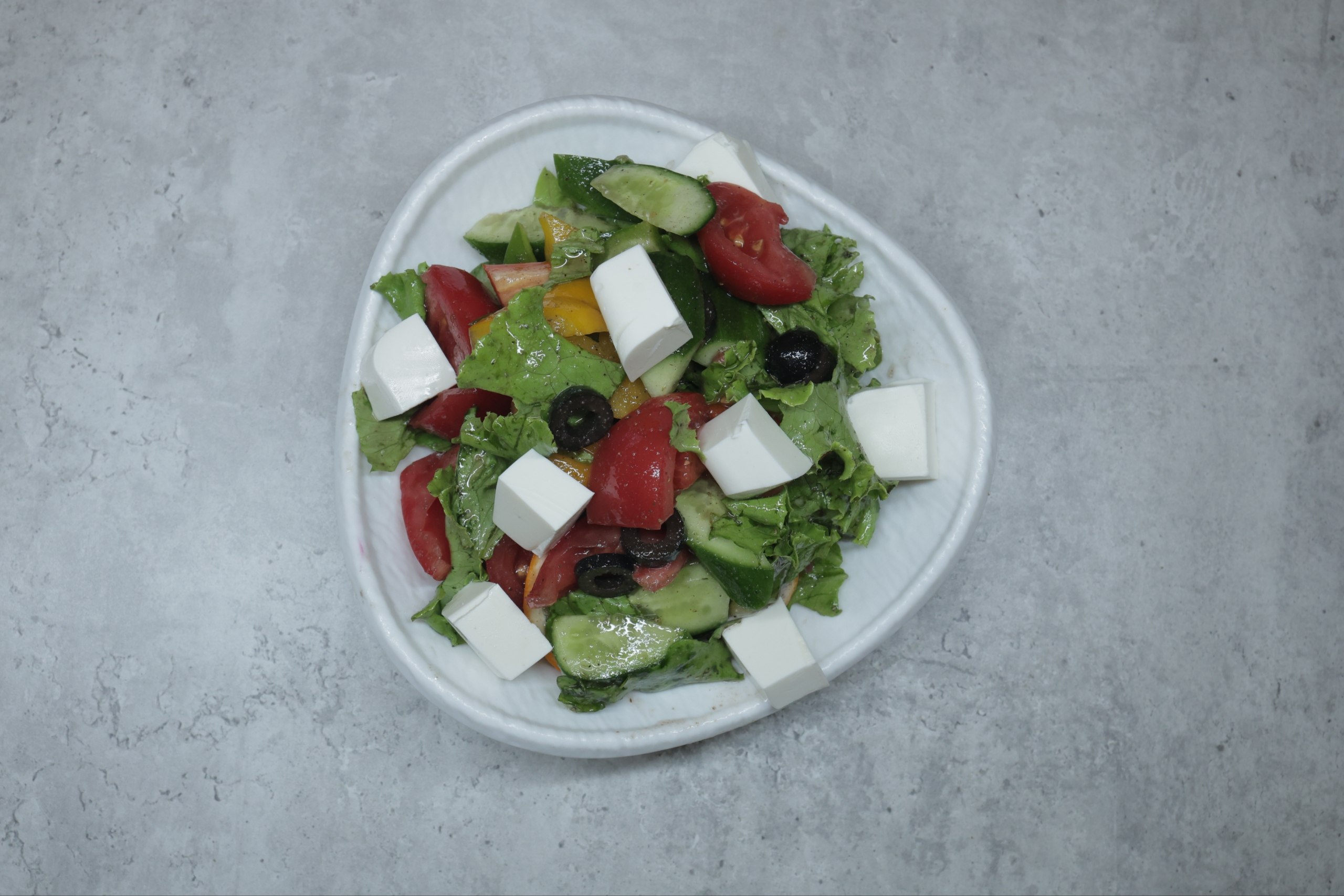 GRECHISKI SALAT